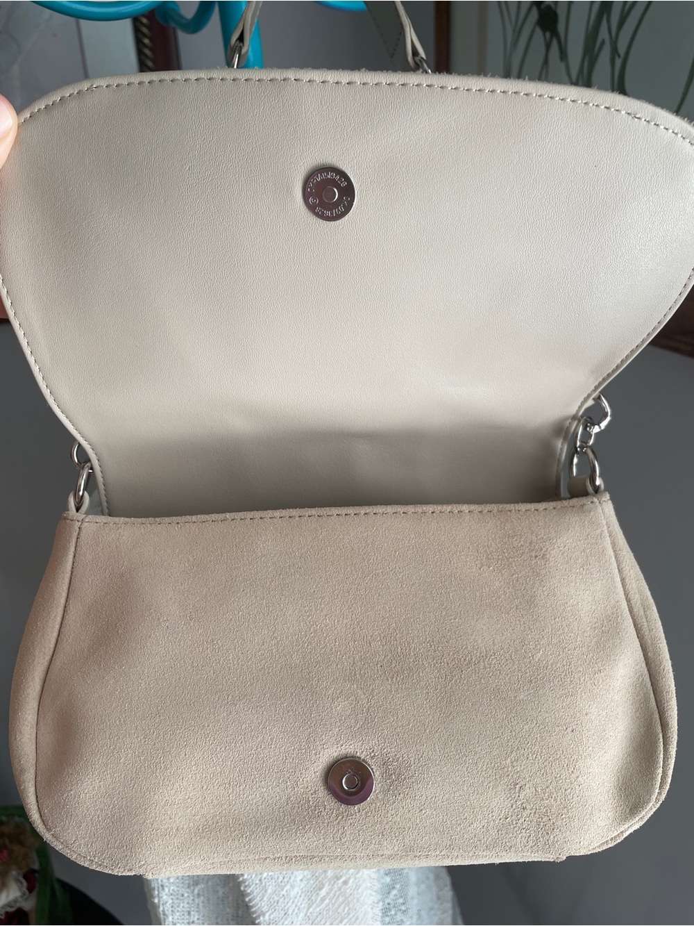 Ann Taylor Loft Handbag Beige Suede Shoulder Bag with Chain Strap - Picture 6 of 15